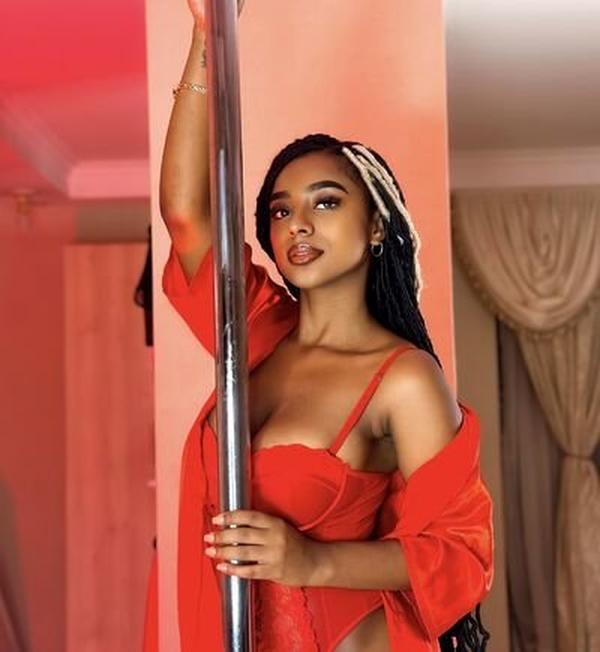 Descubre la pasión irresistible de Dayana Fuego en Costa Rica 1 Mis Fotos