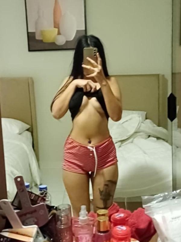 Rocío Cautiva Despierta Tus Deseos Más Profundos Hoy